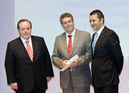 Valentín Contreras en la entrega del Premio