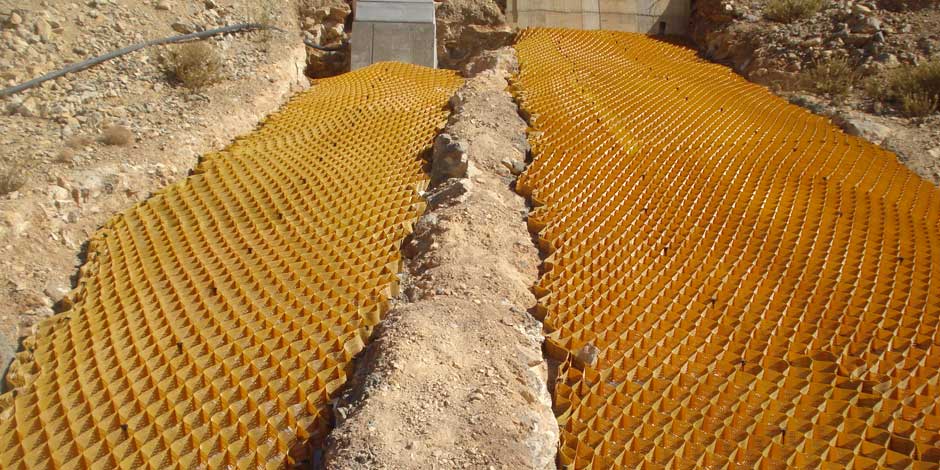 Geoceldas para establecer vegetación